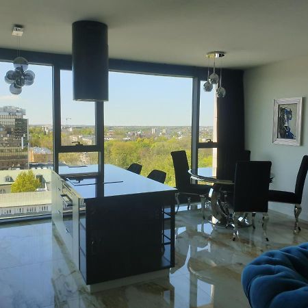 Rs Suites Prestige 14 Pietro "Sky" Raclawickie 10 Home & Spa Lublin Exterior photo