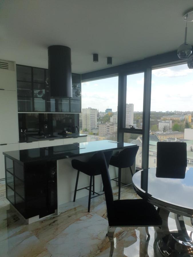 Rs Suites Prestige 14 Pietro "Sky" Raclawickie 10 Home & Spa Lublin Exterior photo