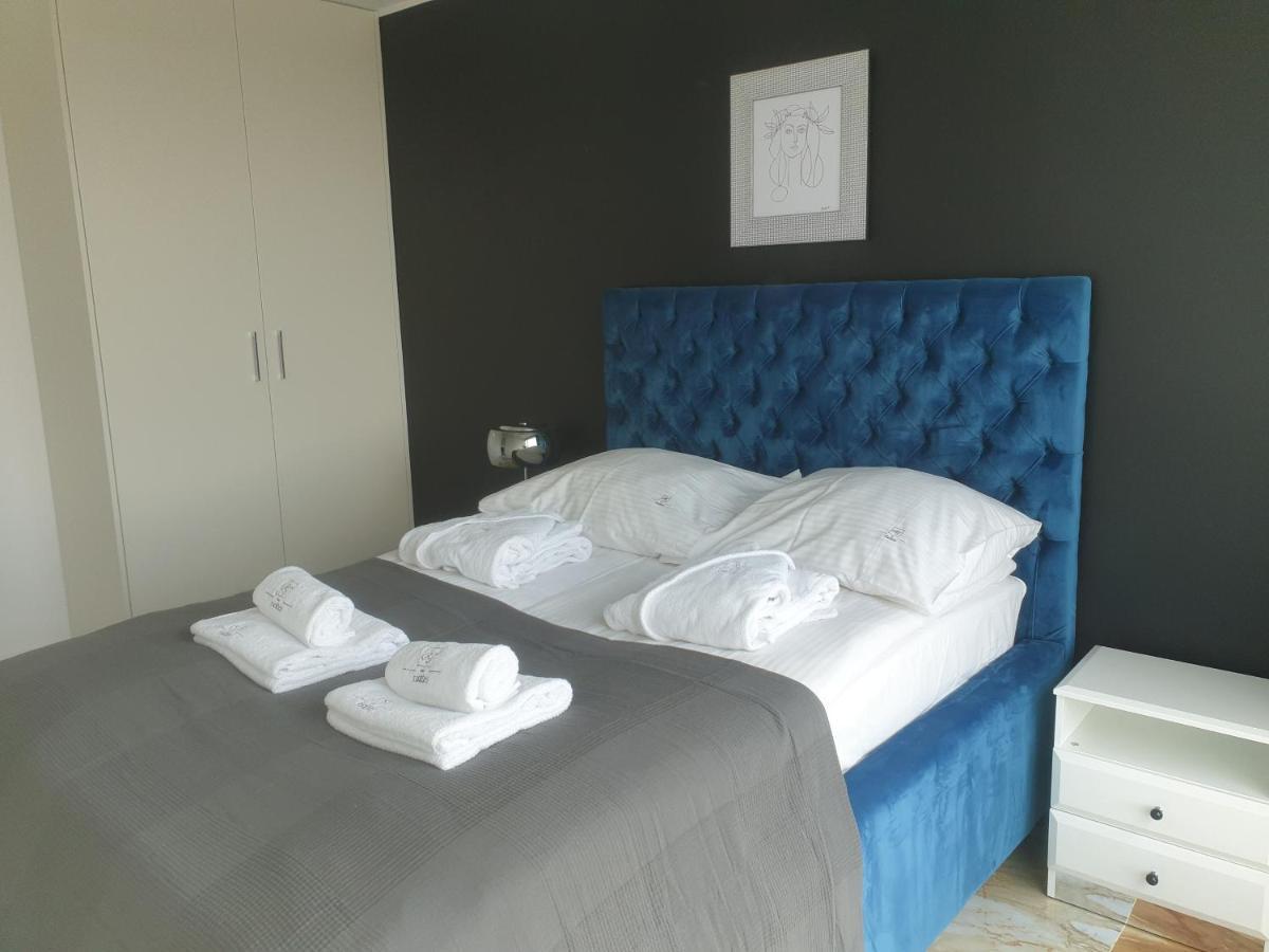 Rs Suites Prestige 14 Pietro "Sky" Raclawickie 10 Home & Spa Lublin Exterior photo
